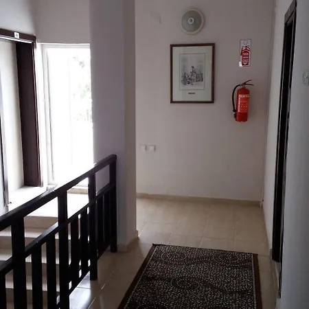 Isinda Otel